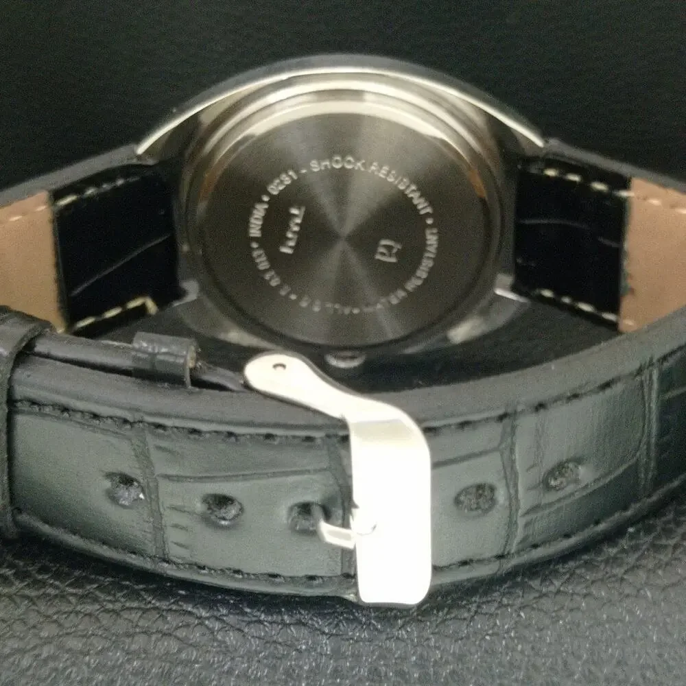 Vintage 1975 HMT Manual Wound Mens Silver Watch & Gold accents